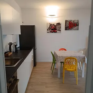  Apartament Eden House Włochy
