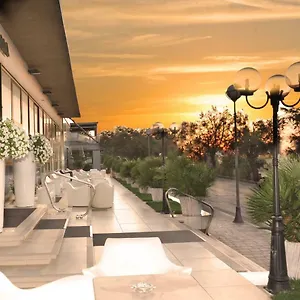 Hotel Spiaggia Otel