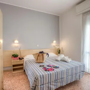 3* Hotel Nautico