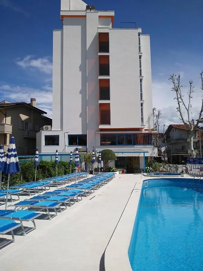 Hotel Senior Cattolica İtalya